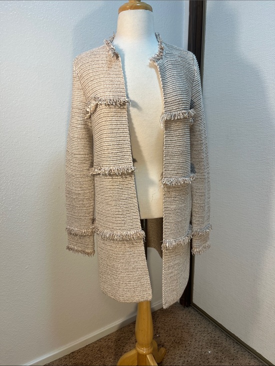 Chico's Sweaters - Chico’s Size 1 Beige Textured Knit Frayed Trim Open Front Cardigan Size 8